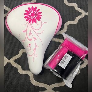 NEW w/o tags Pink & White Bike Seat, 2 Sets of NEW Handle Bar Grips, black, Pink